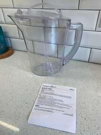 NEW :Pampered Chef Plunge Pitcher