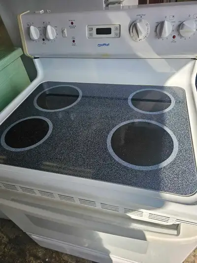 Glass top stove 30", View more