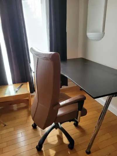 Large room for rent .