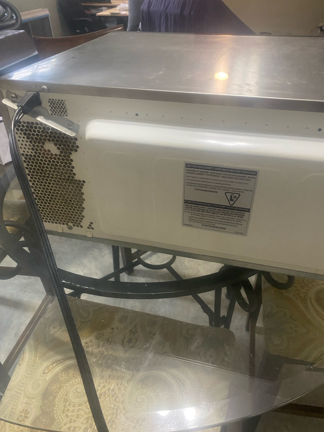 Panasonic Microwave  in Microwaves & Cookers in Guelph - Image 2