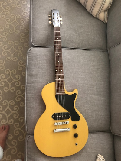Gibson Melody Maker, View more