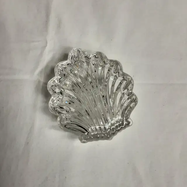 Vintage Bohemian cut crystal Clam Shell Box ring bracelet watch in Jewellery & Watches in Calgary - Image 2
