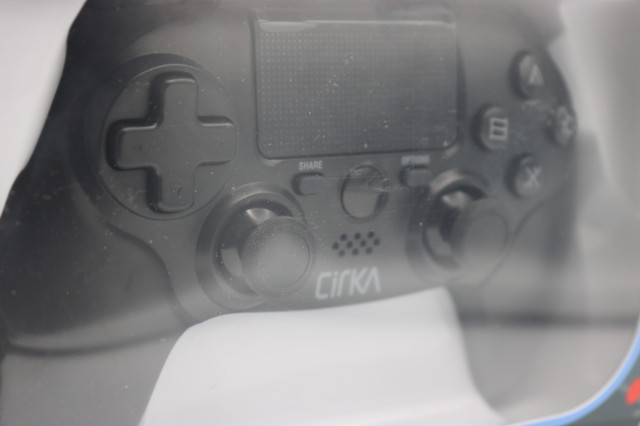 Cirka NuForce Wired Game Controller for PS4 (#4367) in Sony Playstation 4 in City of Halifax - Image 3