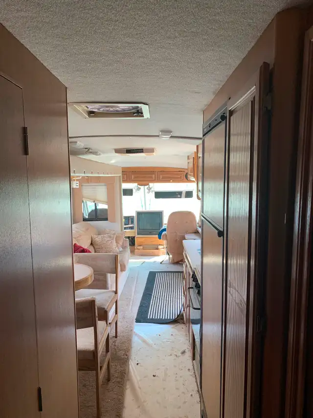 1994 Diesel Pusher Motorhome 35 foot in RVs & Motorhomes in Penticton - Image 7