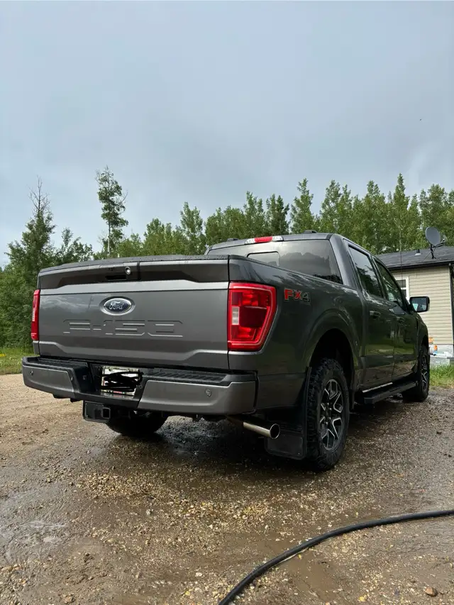 2023 Ford F-150 Powerboost XLT SuperCrew in Cars & Trucks in Grande Prairie - Image 4