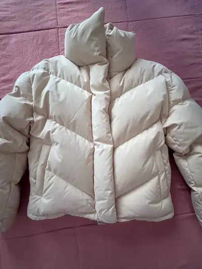 Aritzia Wilfred The Cloud Puff Jacket, View more