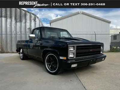 1986 Chevrolet C10 Shortbox Fuel Injected Chev 350 V8, 4Spd Auto 700R4 Frame off restoration Built i...