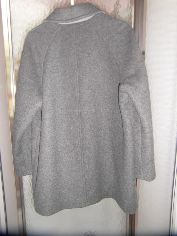 Women wollen coat in Women's - Tops & Outerwear in Stratford - Image 3