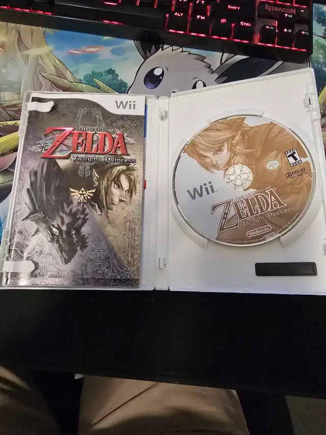 Zelda Twilight Princess Wii in Nintendo Wii in Longueuil / South Shore - Image 3