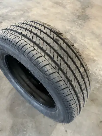 New Firestone FT140 Tire. Size 215/55/R16. Only used for 55 kms. 1 tire only.