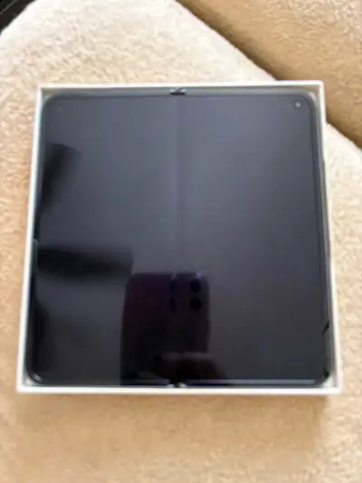 NIB Google Pixel 10 pro fold, View more