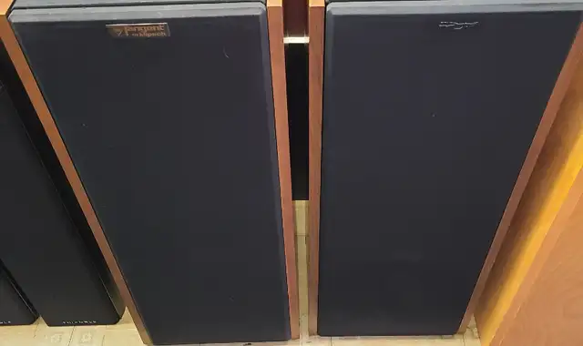 KLIPSCH TANGENT T50 FLOORSTANDING SPEAKERS in Speakers in City of Toronto - Image 5