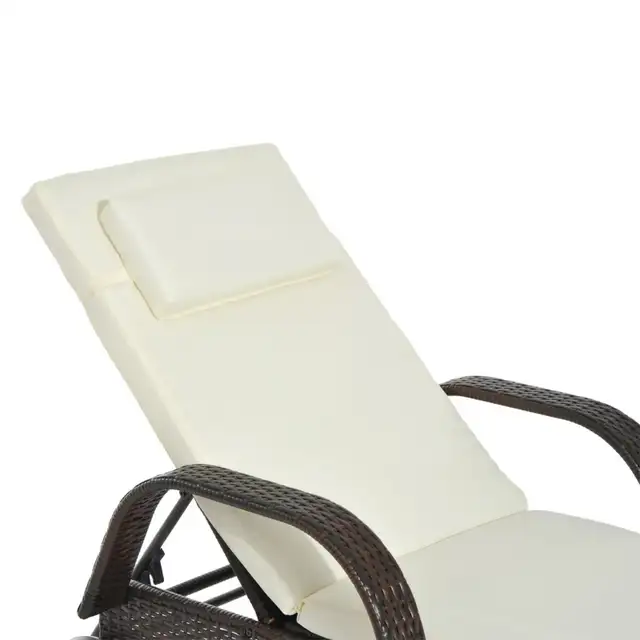 Wicker Chaise Lounge, Outdoor Lounge Chair, PE Rattan Patio Sun  in Patio & Garden Furniture in Markham / York Region - Image 11