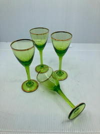 4 coupes vintage verre vert porto cordial liqueur