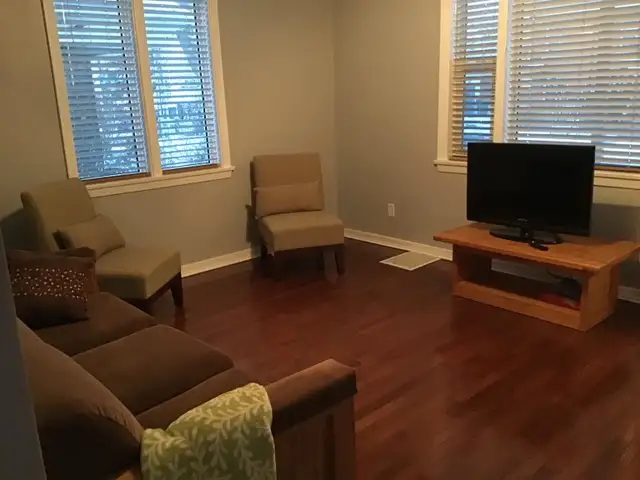 Student room for rent University of Windsor63417673921537122