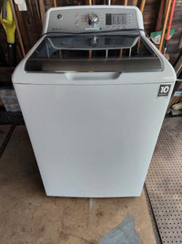 GE - 5.3 cu. Ft Top Load Washer