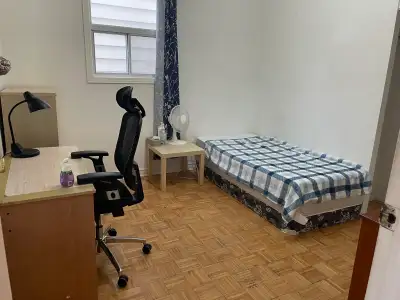 private room is available - ideal for male student or professor -Utility all inclusive -shared kitch...