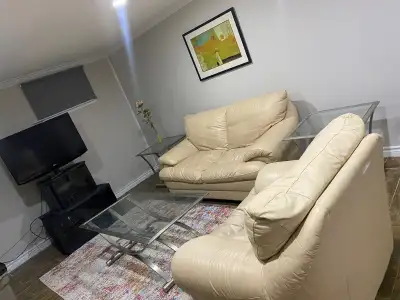 Charming & affordable Basement apartment all utilities included