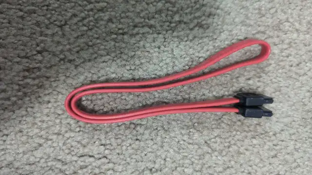 SATA Power Splitter Cable in Cables & Connectors in Cambridge - Image 2