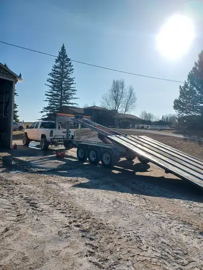 Looking to sell my galvanized 5th wheel roll off trailer. Only comes with the flatbed no bins. Trail...