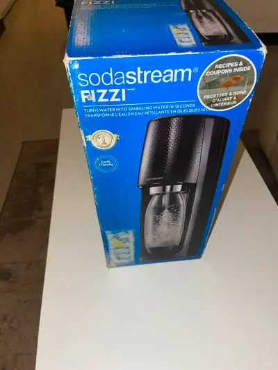 SodaStream Fizzi Soda Machine - Black