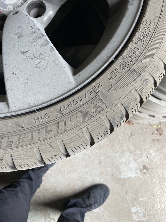 OE BMW 550i 17” alloy wheels with Michelin Alpine Winters in Tires & Rims in Hamilton - Image 4