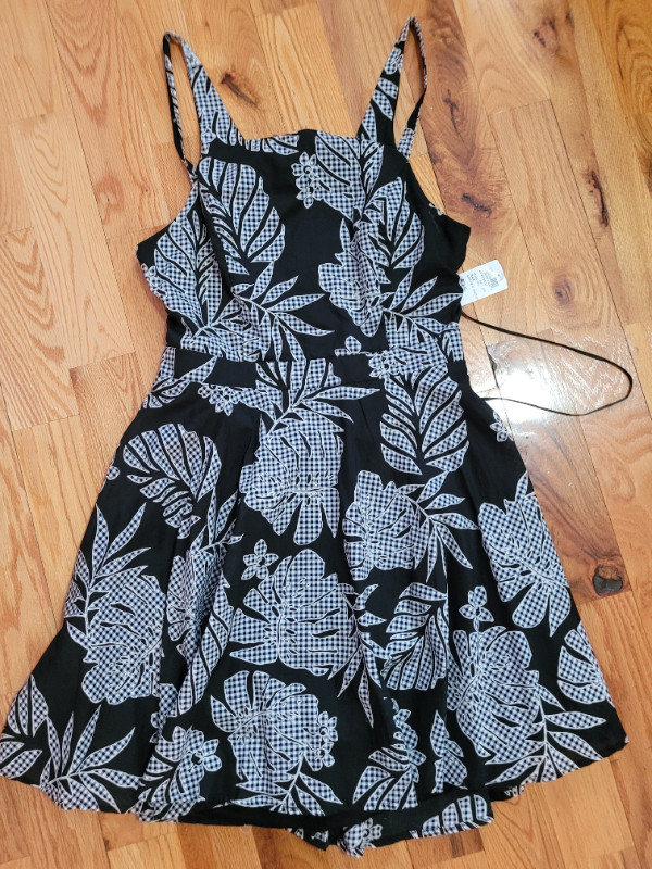 NEW 100% Ctn Dress Sz XL $25 dans Femmes - Robes et jupes  à Laval/Rive Nord - Image 2