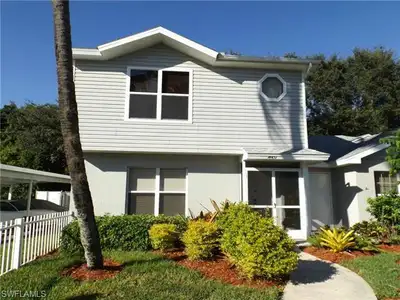 très beau Town house à louer Fort Myers Côte Ouest, View more