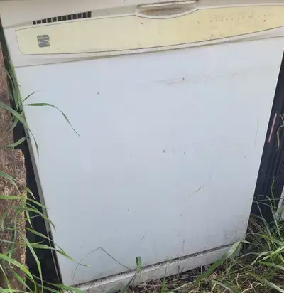 Old kenmore dishwasher.(untested). For parts. PLEASE read the ad carefully My name - My name is Matt...