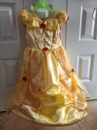 Robe de princesse réversible