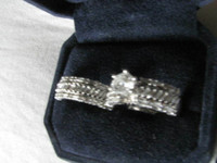 2.3 CT wedding / engagement set  Stunning stands out from others