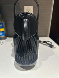 Nespresso Inissa Coffee Machine (Black) PERFECT CONDITION