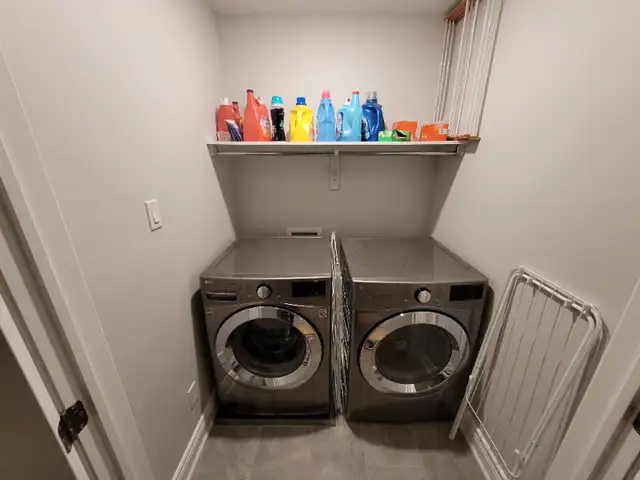 Room for Rent Stittsville July 1st in Room Rentals & Roommates in Ottawa - Image 8