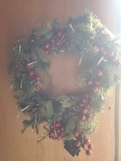 CHRISTMAS LIGHT UP DOOR WREATH, View more