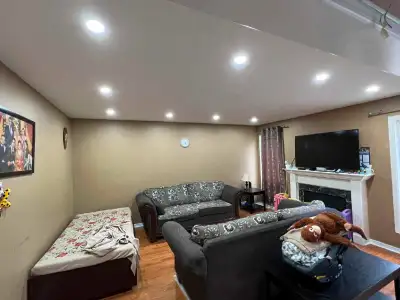 **✔️ What Are Potlights?** Potlights (or recessed lights) are **discreet, ceiling-mounted fixtures**...