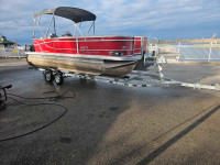 **23ft PRINCECRAFT VECTRA pontoon boat with extras 905-327-6655 