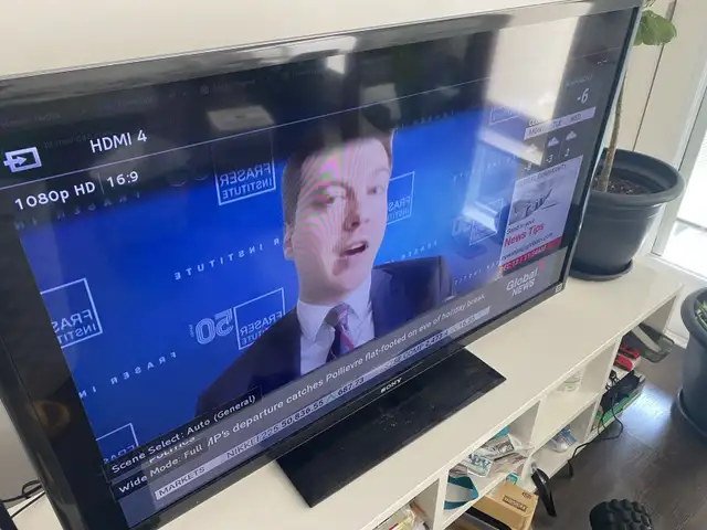 Sony 50” TV - flickering issue in TVs in Markham / York Region - Image 4