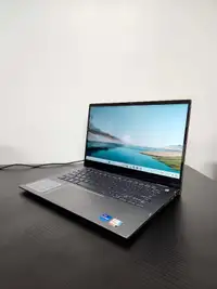 Dell 2in1 i7-11th / 16Gb / 512Gb ssd Laptop
