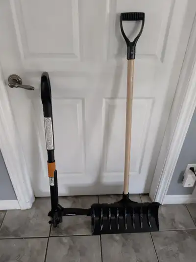 Fiskars soft grip weed ejection system, View more