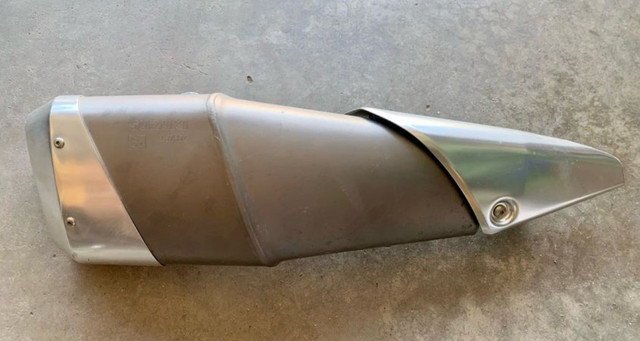 OEM Exhaust from 2009 GSX-R600 in Street, Cruisers & Choppers in Calgary