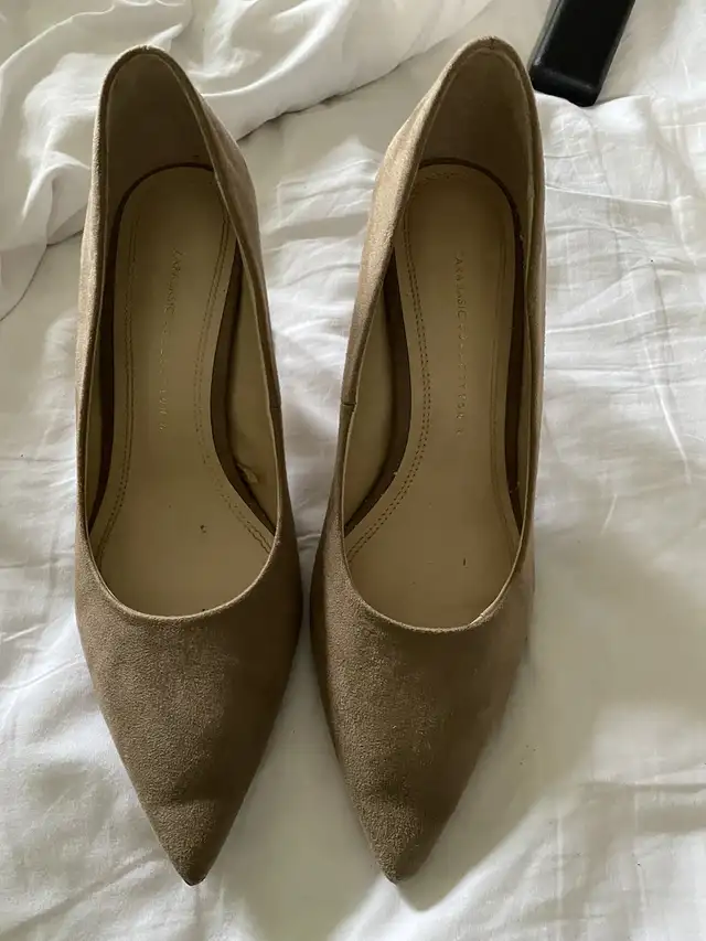 Women’s shoes  in Women's - Shoes in London - Image 3