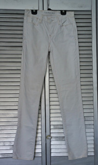 Women's CALVIN KLEIN White Jeans - Size 26