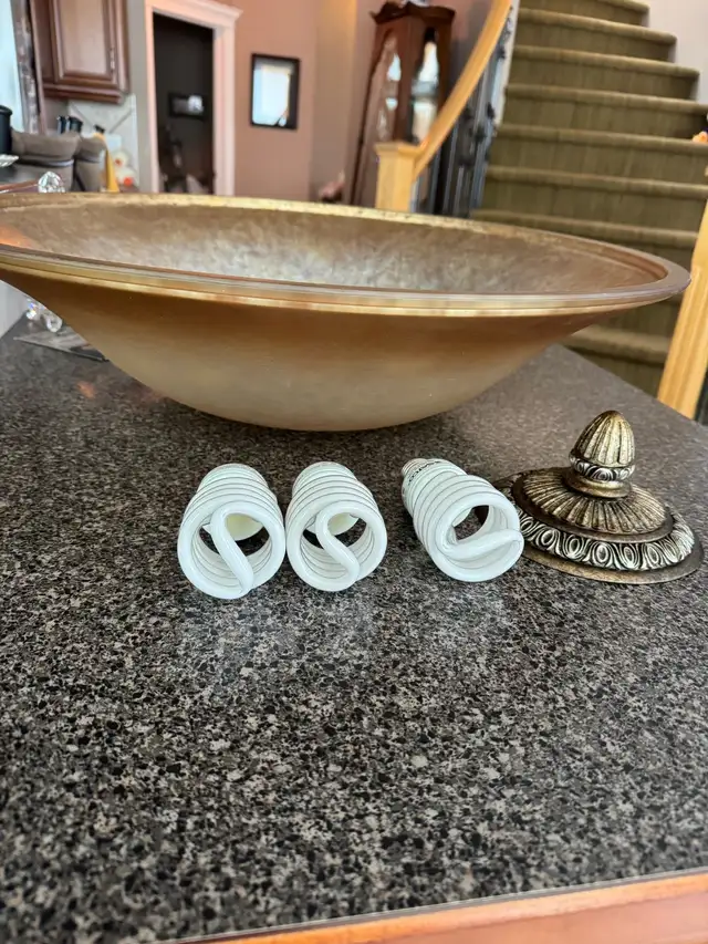 Lighting fixture63782599510657121