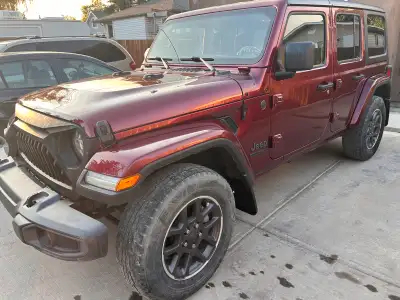 Get ready to explore in this awesome 2021 Jeep Wrangler! It is the perfect blend of rugged capabilit...