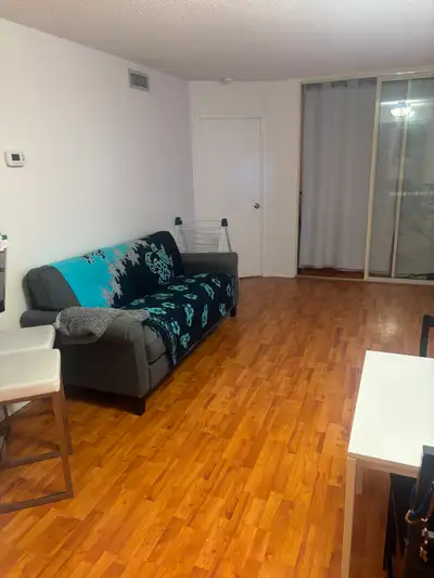 Short-Term Downtown Toronto Condo 2bed – Fully Furnished, View more