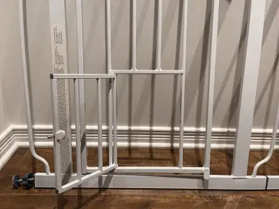Child gate, with Small pet Door, View more