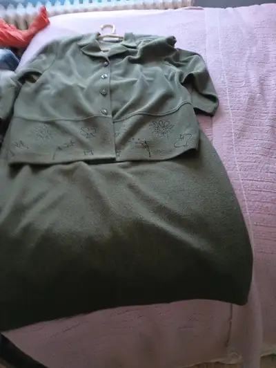 Ensemble femme veste et jupe, View more