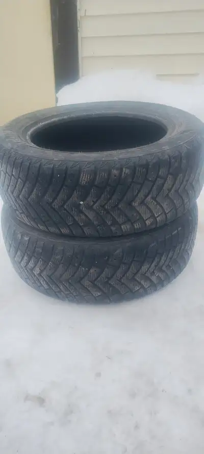 (Two) 195/60/r15 ironman winter tires, good tread remaining no patches, nothing wrong with them