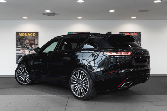 2019 Range Rover Velar Metallic Black in Cars & Trucks in Oshawa / Durham Region - Image 2