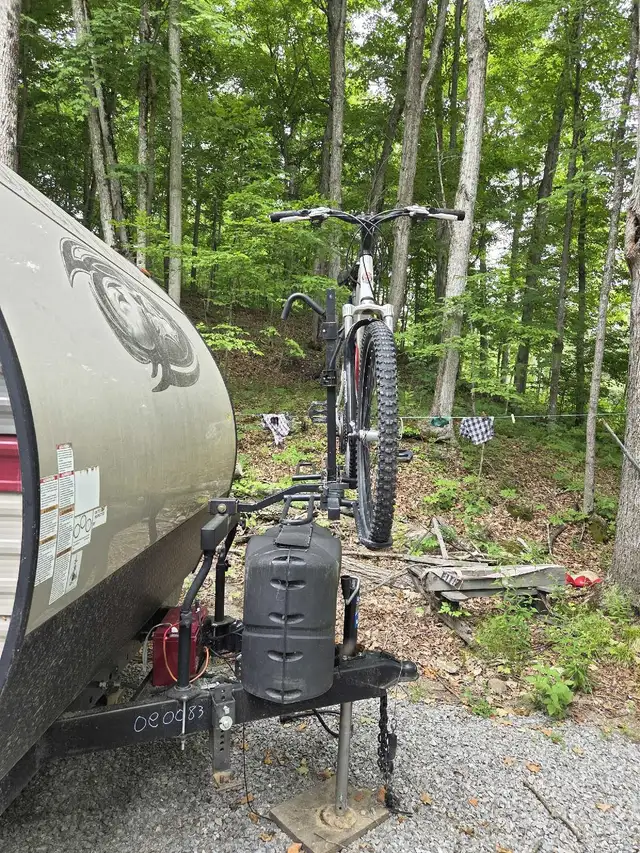 2018 Grey Wolf Cherokee 19SM in Travel Trailers & Campers in Kingston - Image 4